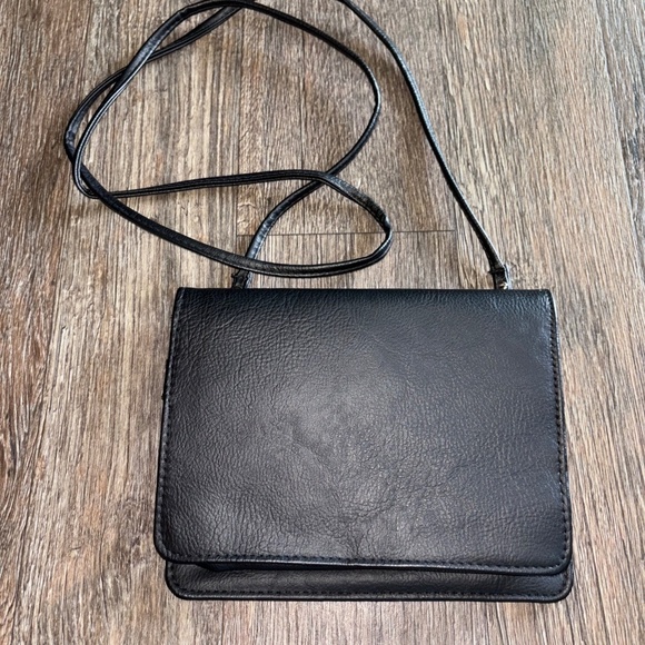 Safe Keeper black crossbody purse - Picture 3 of 8